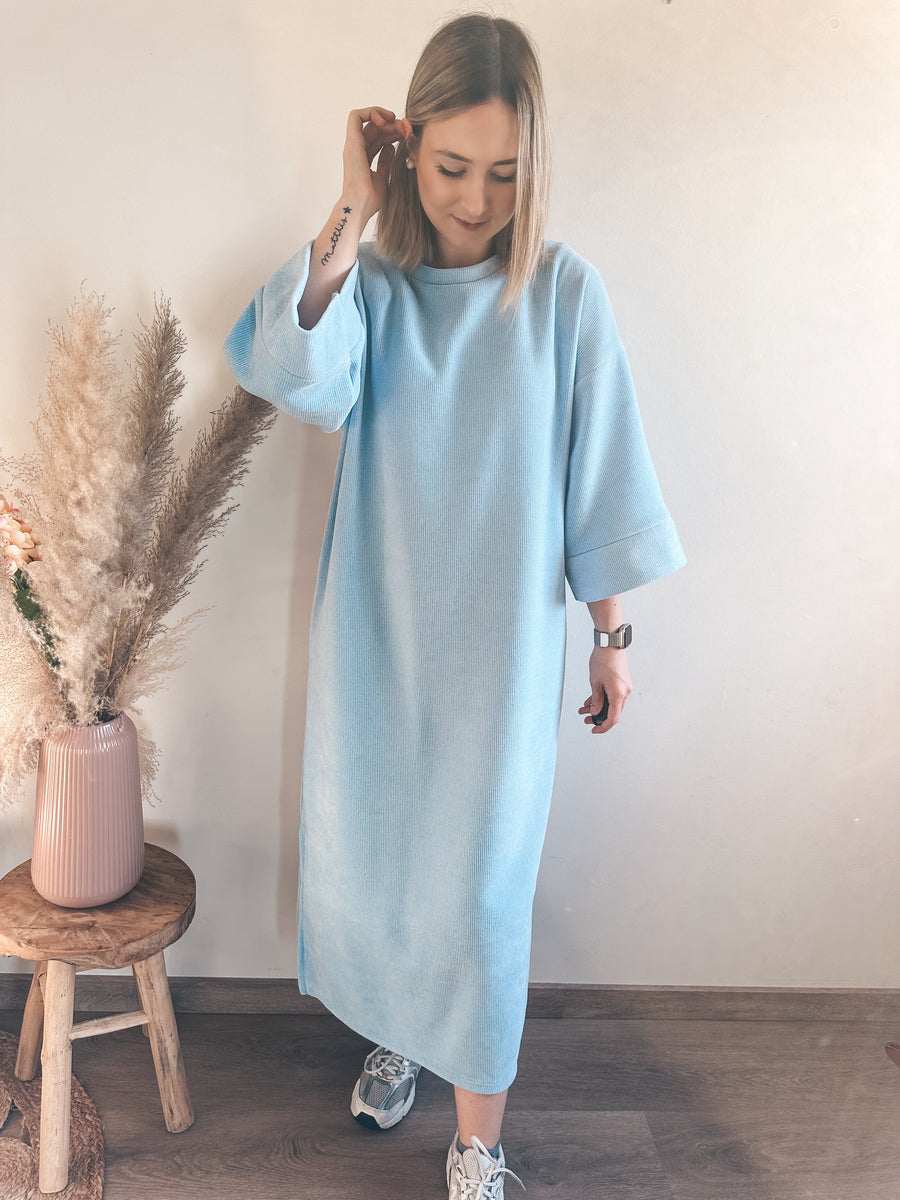 FENNA DRESS - LICHTBLAUW